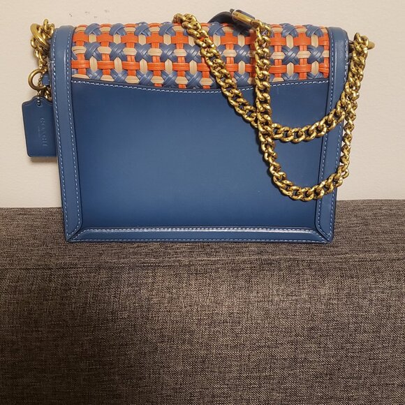 Hutton Shoulder Bag - Picture 4 of 4